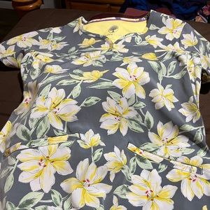 Healing hands scrub top